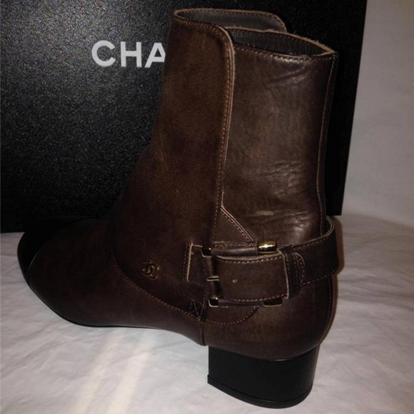 CHANEL 13B Brown Leather Patent Cap Toe Buckled Ankle Bootie Boots Shoes - Picture 2 of 9